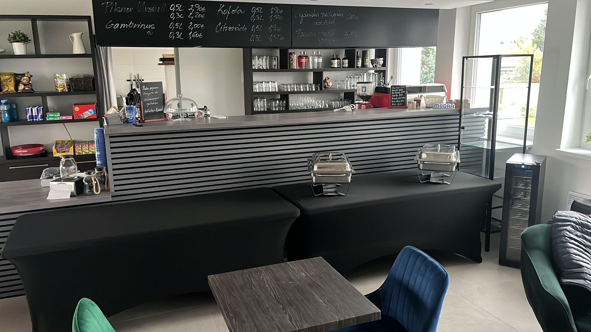Bar interiér